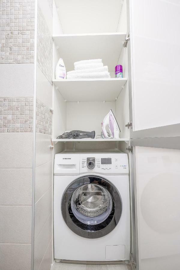 Mayak Minska Apartment ภายนอก รูปภาพ